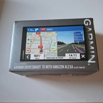 GARMIN DRIVESMART 76 AMAZON ALEXA