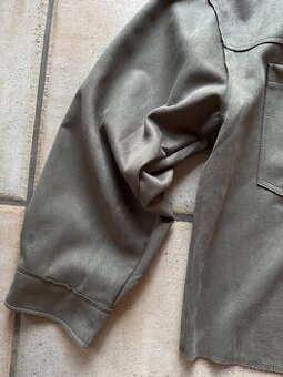 Dámsky košeľový kabátik