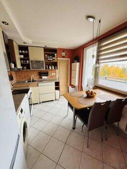 Trnava-ponúkame na predaj 4 izb. byt na Starohájskej ulici.