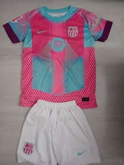 Nový  futbalovy dres NIKE-LAMINE YAMAL,veľkosť.164.