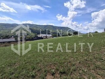 Na predaj slnečný pozemok v obci Rakovnica - 1