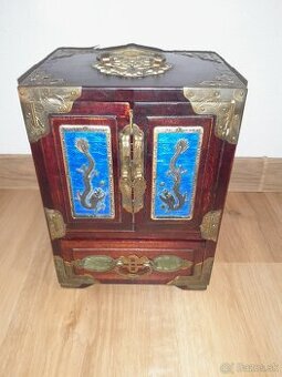 Činská šperkovnica