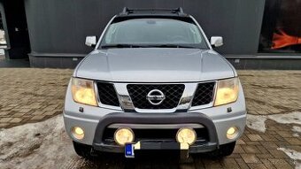 NISSAN Navara 2.5DCI DOUBLECAB, HARDTOP,4wd automat