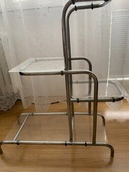 Chrómový stojan na kvety