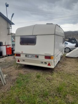 Karavan.