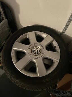 Predam orig. Vw Elektrony aj s letnymi pneu
