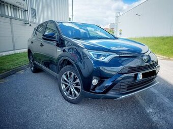 Toyota RAV4'- odpočet DPH