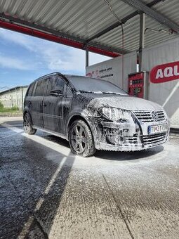 VW cross touran