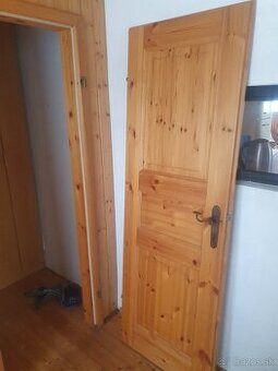 Predám krásne drevené dvere - 1ks