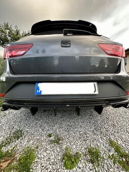 Seat Leon CUPRA ST4drive 300