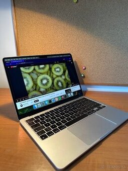 MacBook Air M2 – 24 GB RAM, 256 GB SSD
