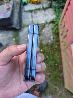 Predám samsung Z Flip 5 8/256GB