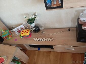 Obývacia stena