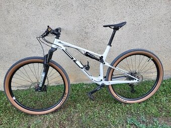 SUPERIOR XF 919 RC