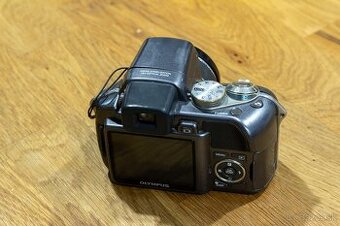 Olympus sp550uz
