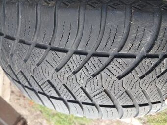 Zimné pneumatiky 215 55 r16