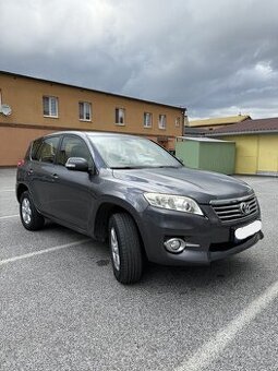 Toyota RAV4 2.2 D-4D 4x4, 110 kW, 2012 - 1