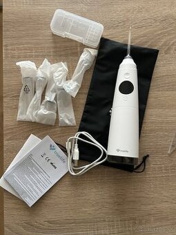Elektrická ústna sprcha TrueLife Aquafloss c300