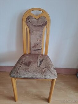 jedálenské stoličky