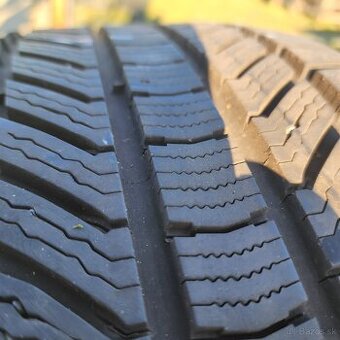 Continental wintercontact 245 40 r18 w xl