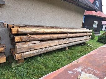 Staré drevo - guľatina, hranoly, foršty, dosky