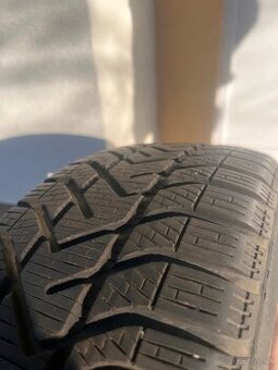 Pirelli 205/55 R16 zimné