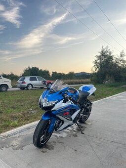 Suzuki GsxR 750