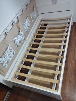 Biela posteľ + úložný box pod posteľou