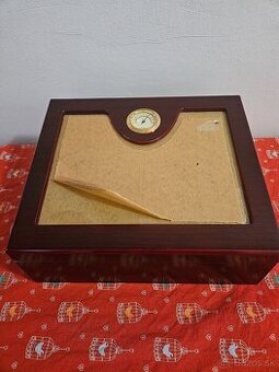 Humidor