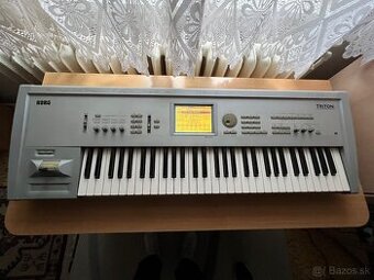 Korg Triton