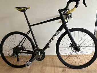 CUBE Attain Race 2020 – veľkosť rámu 60