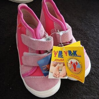 Rak topanocky nove 21