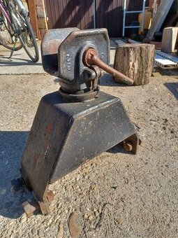 Zetor 8011 tiahlo