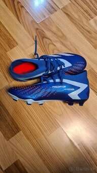 Adidas predator