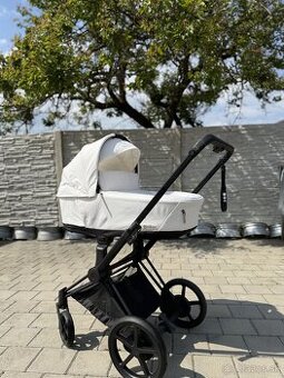 Cybex EPRIAM 4.0