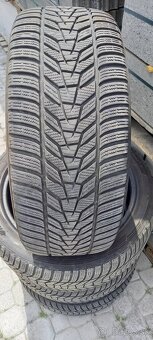 Predám Hankook Winter icept evo3 X W330A 255/45 R20 105V