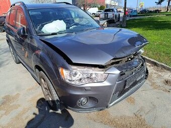 Mitsubishi Outlander 2.2 D kód motora 4N14