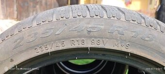 PIRELLI 235/45 R18 ZIMNE 4KUSY - 1