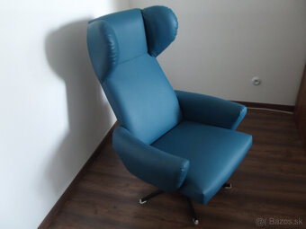 Predám otočné koženkové kreslo v tyrkysovej farbe