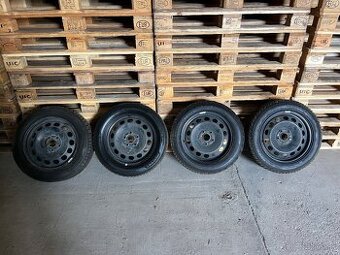 205/55 R16 5x112 zánovná zimná sada