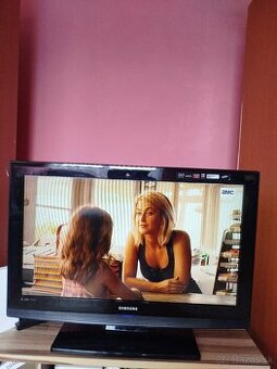 Predam funkčny tv lcd samsung 32 palcovi