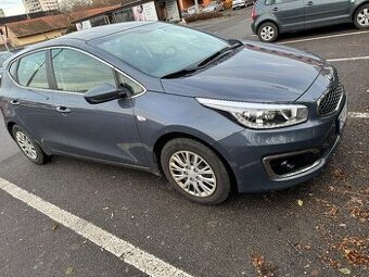 Kia Ceed 1.4 CRDi Silver, 2018, 53 000 km, manuál, modrá met