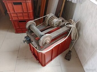 Bruska 380 V