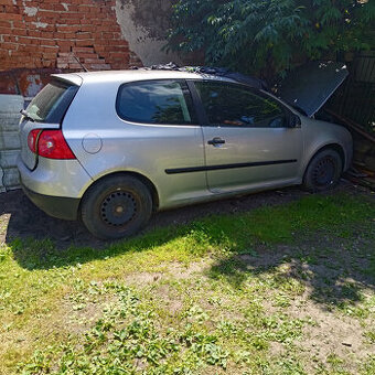 VW Golf 5 aktualizovaná cena