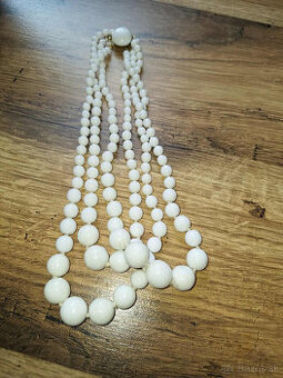 trojradový starý náhrdelník