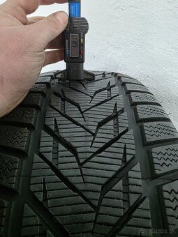 Zimné Vredestein 235/55 r17