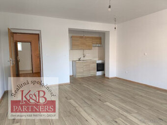 Ponúkam na predaj zrekonštruovaný 1izbový byt v Trenčíne