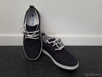 Veľ. 32 - kožené poltopánky