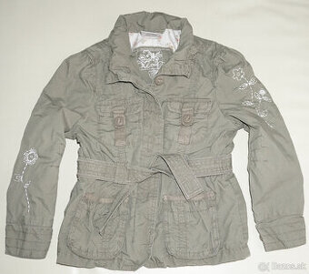 110/116 Next prechodna bunda,5-6 r.