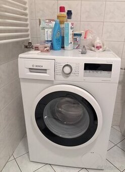 Málo používaná práčka BOSCH Serie 4 Eco Silence Drive 7 kg